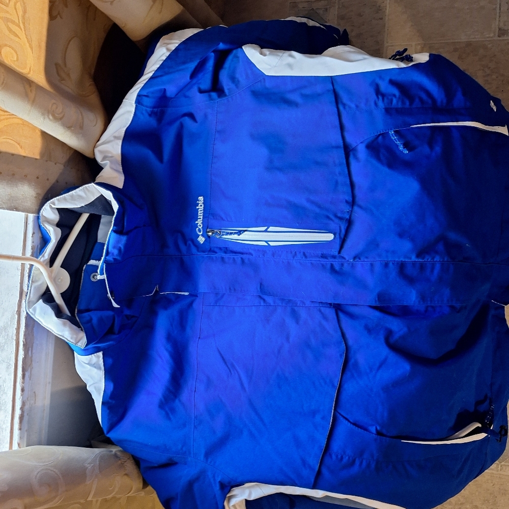 Columbia Blue and White Outdoor Jacket